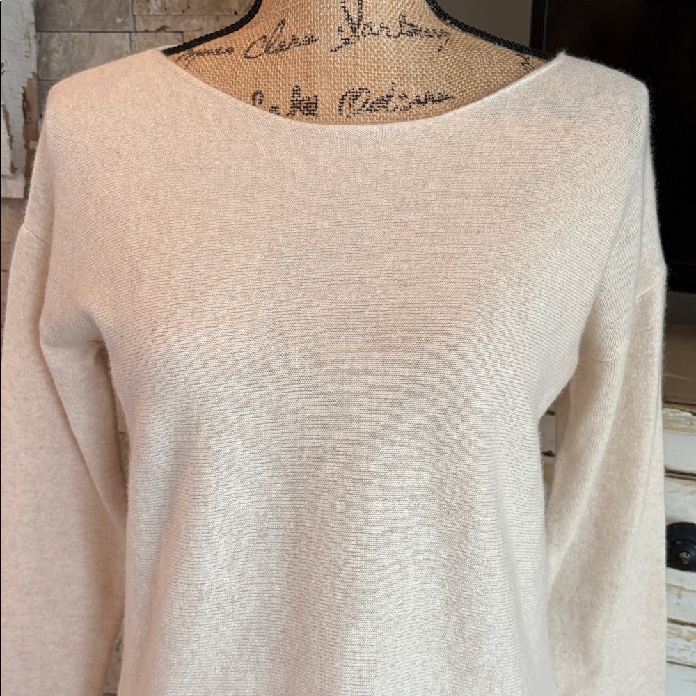 tyler boe 100% cashmere layered fringe sweater tunic in a pearl beige color - Picture 2 of 16
